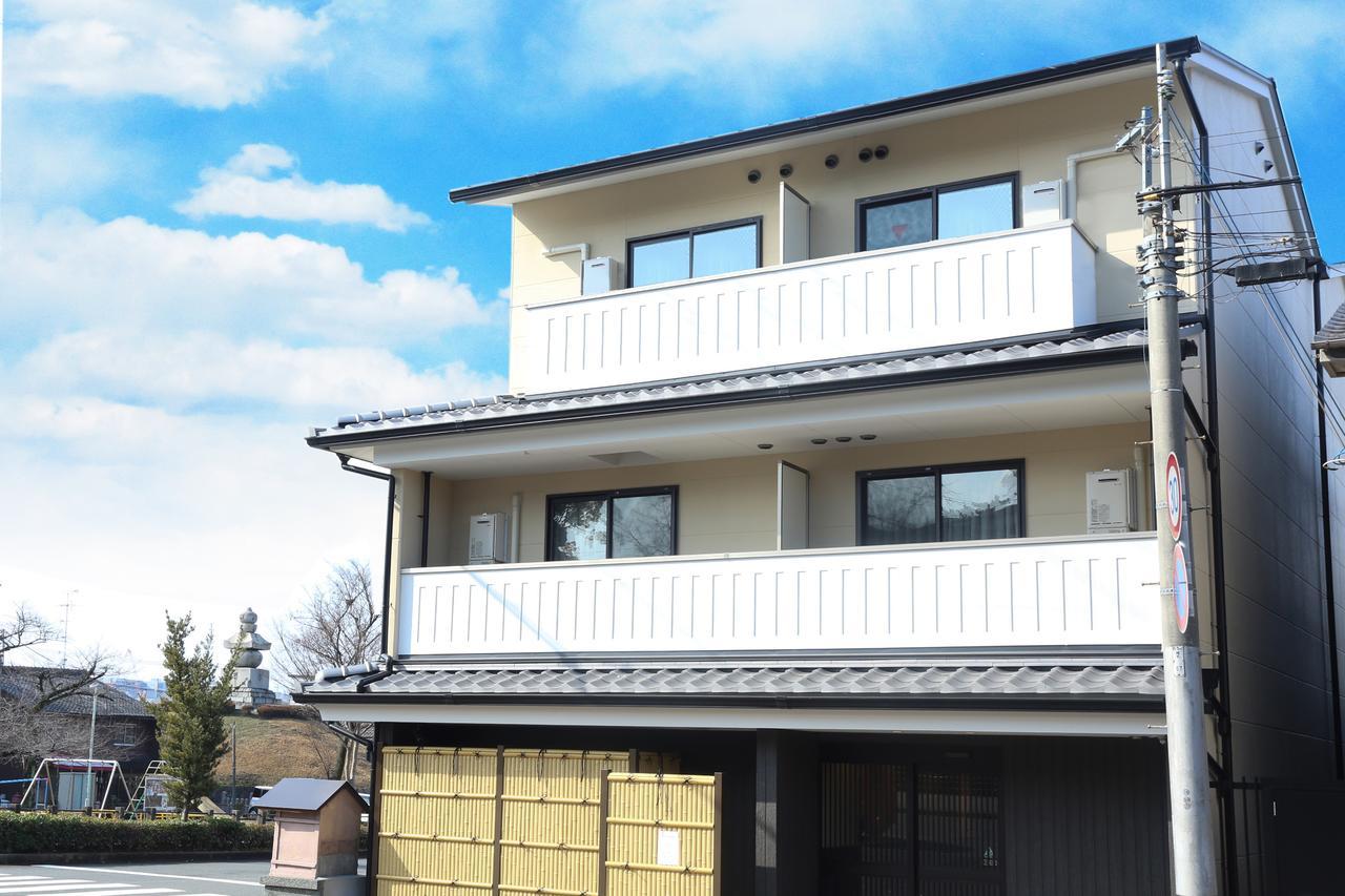 Kamon Inn Higashiyama Shichijo เกียวโต ภายนอก รูปภาพ
